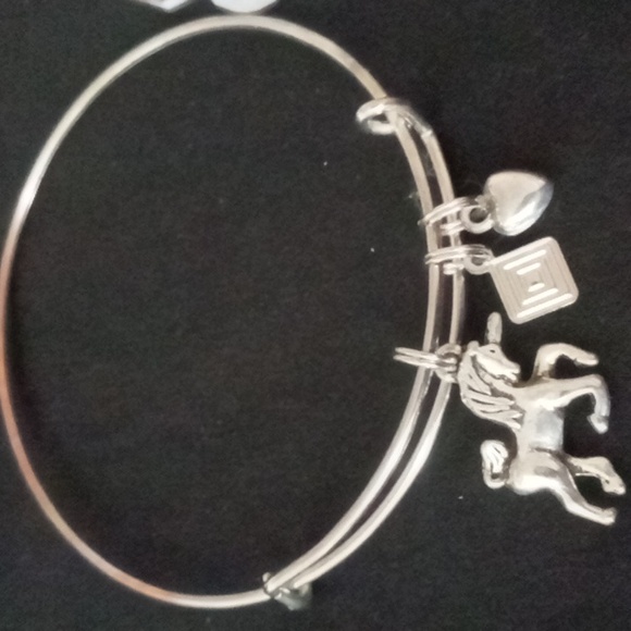 Two bracelets adjustable silver tone. Unicorn,heart and beaded circle Link - Picture 4 of 4